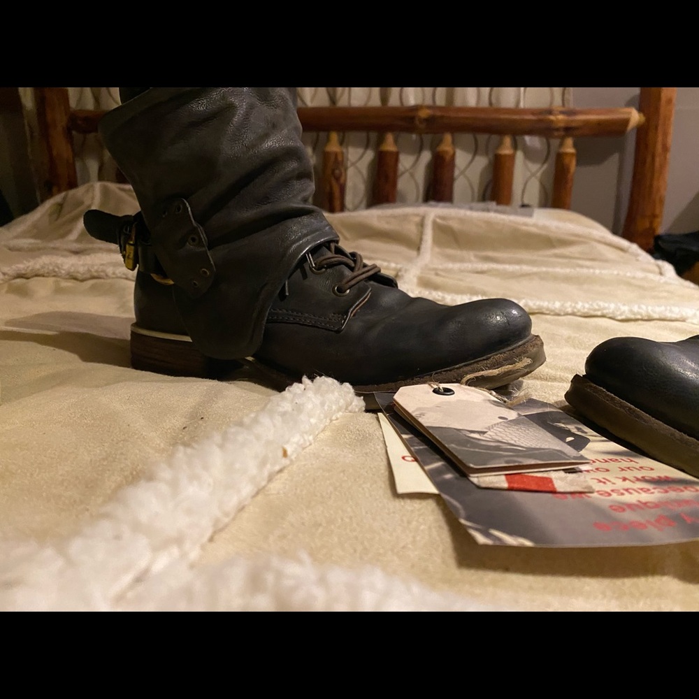 As98 boots